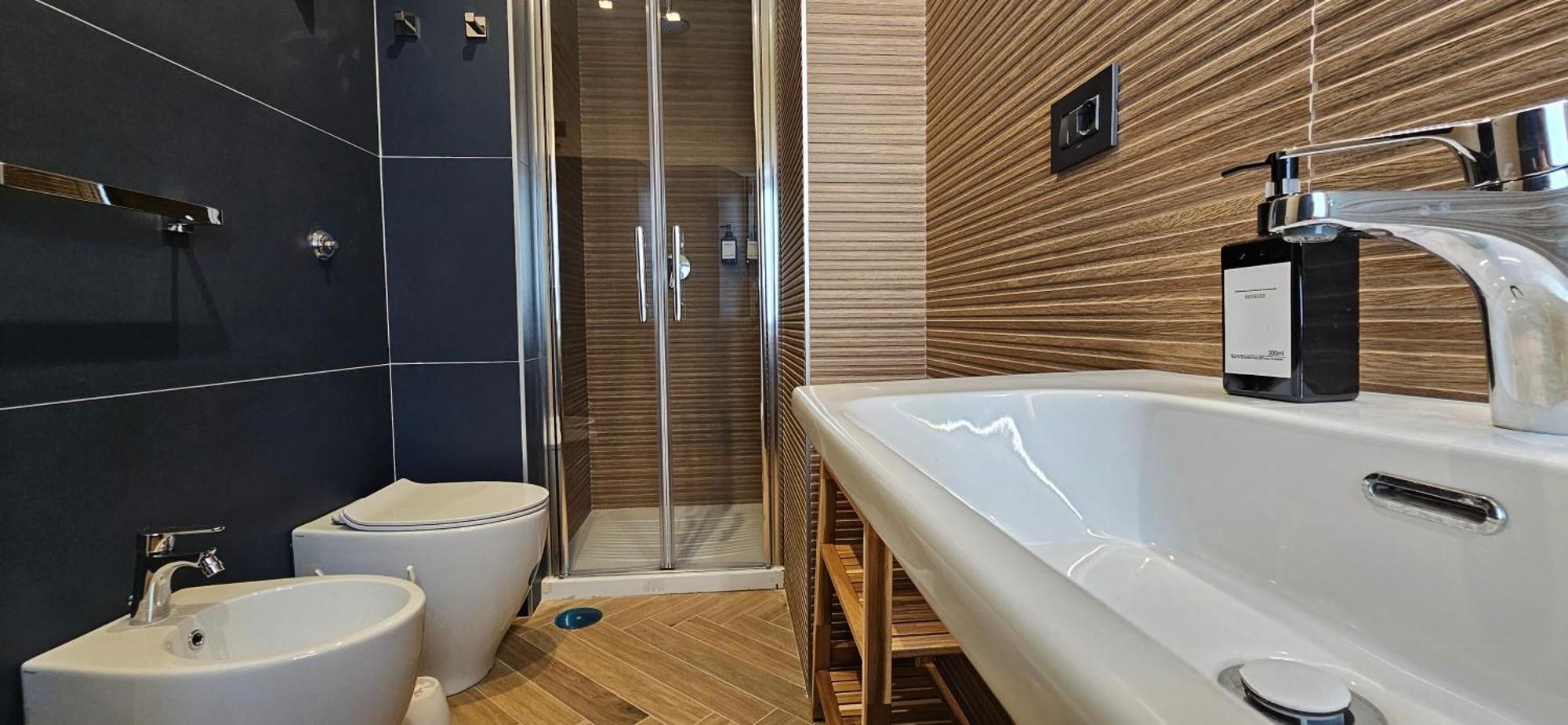 Zara Hotel