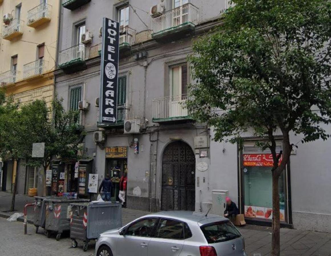 Zara 2* Naples